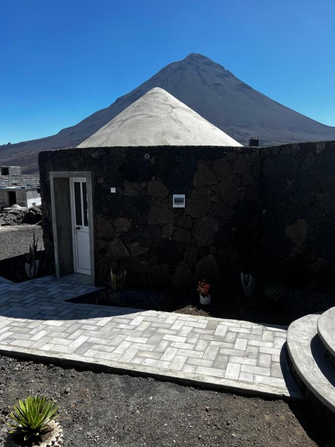 Ecofunco Bed & Breakfast Portela Luaran gambar