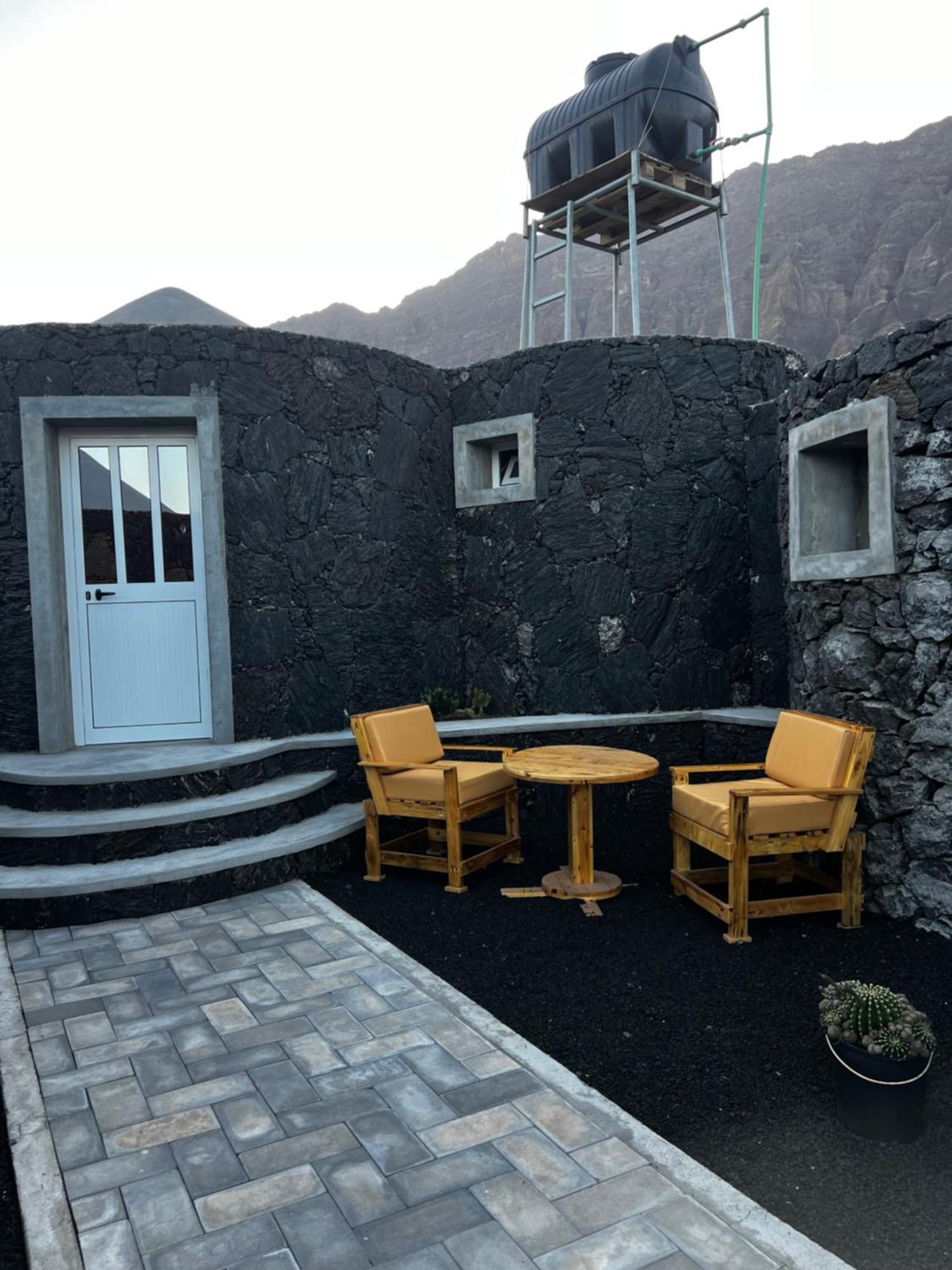 Ecofunco Bed & Breakfast Portela Luaran gambar
